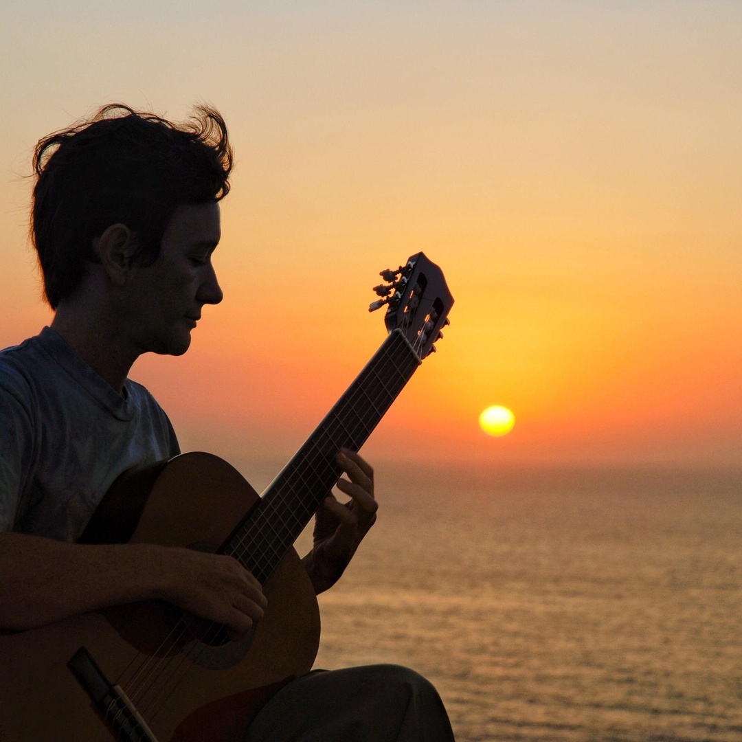 Barcelona Sunset Private Sailing & Live Spanish Guitar & open Bar en Barcelona