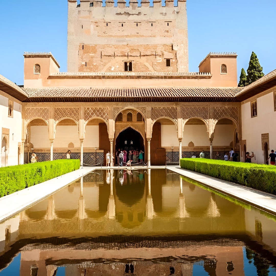 Alhambra privada y palacios nazaríes desde Málaga y alrededores