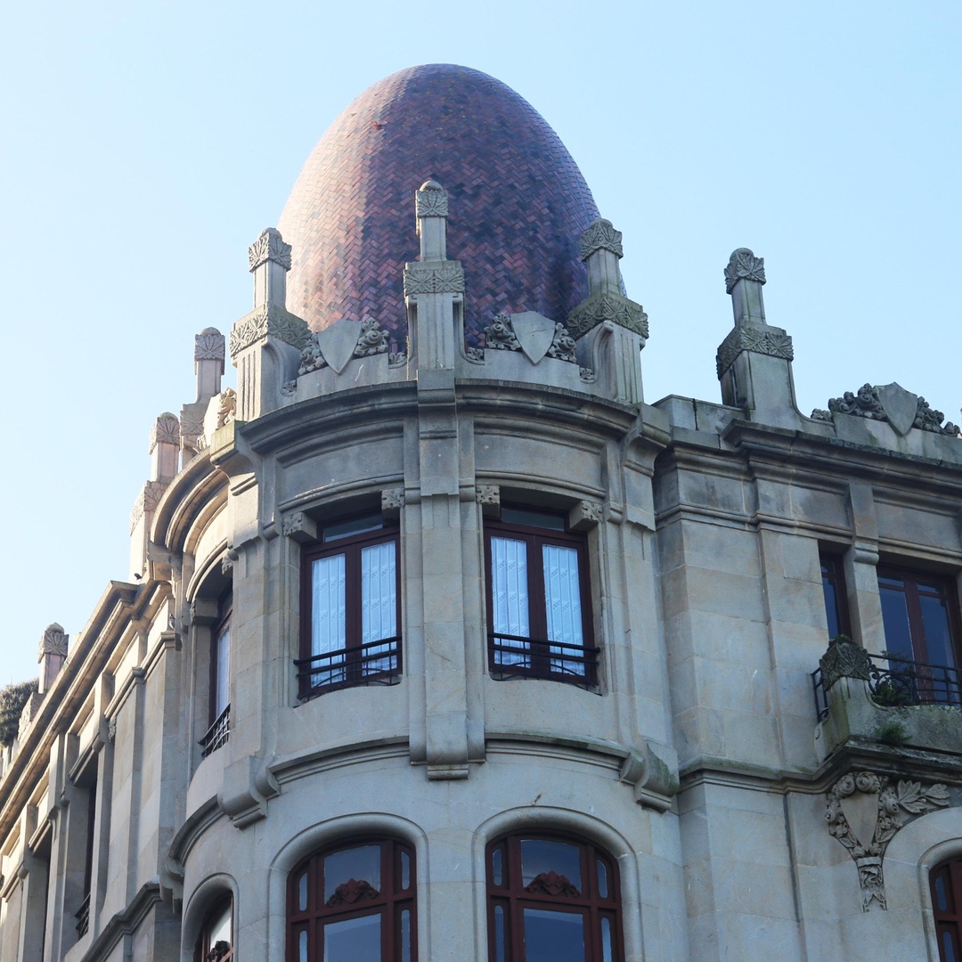 Descubre Vigo: Walking Tour Histórico y Cultural