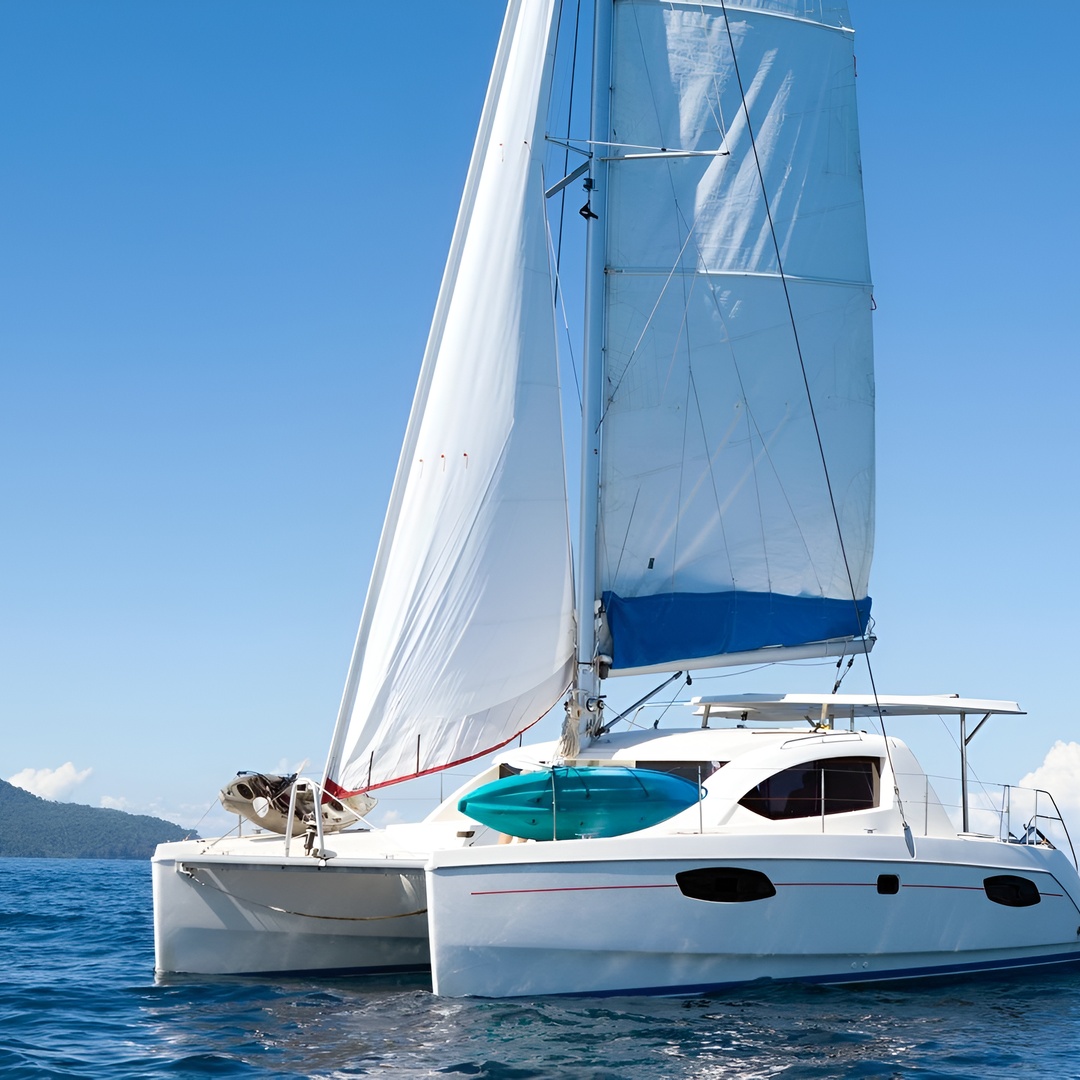 Tour Experiencia Torrevieja con el Catamarán Apaelo