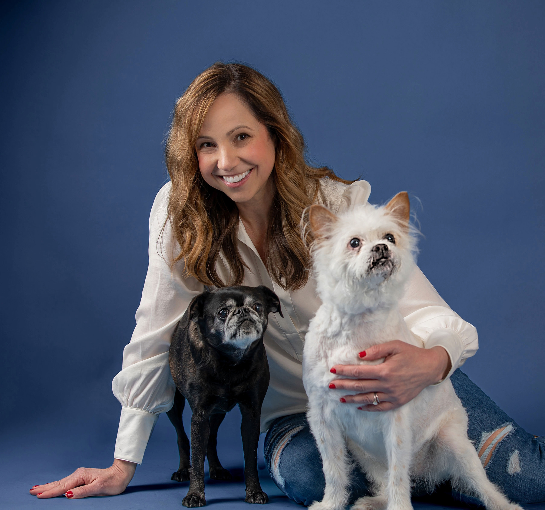 Victoria Schade with her two dogs