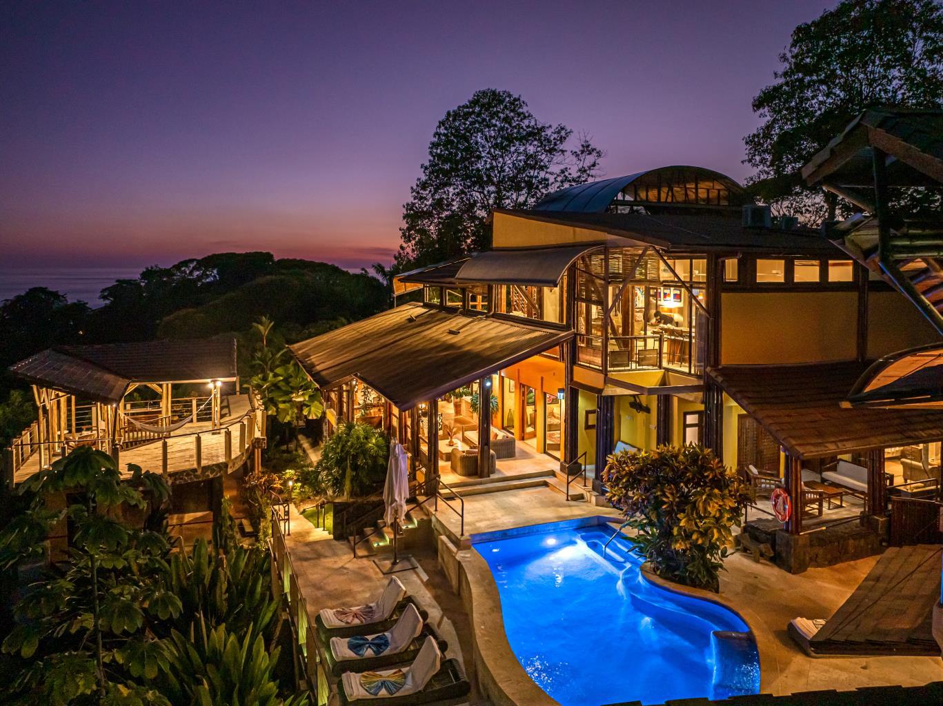 Casa Ramon Distinguished Tropical Living Near Dominical
