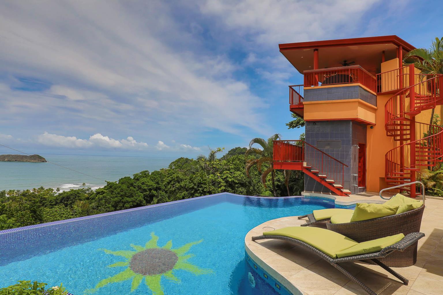 3 Bedroom Home and Dramatic Ocean View for Sale in Manuel Antonio