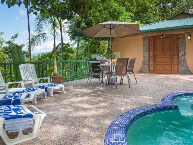 Macaw Villa in Manuel Antonio Estates, Minutes From Quepos Town and Manuel Antonio Beaches