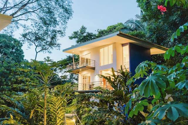 4 Beds 4 Baths  House For Sale In Manuel Antonio [60601]