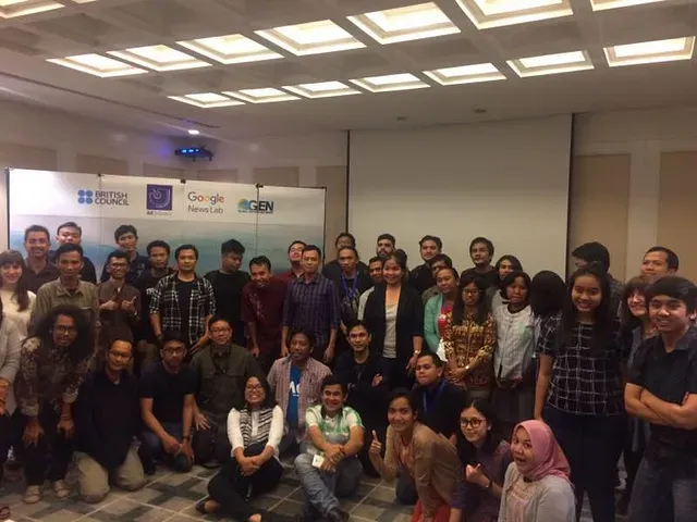 Jakarta Editors Lab 2017 - Tell stories with data