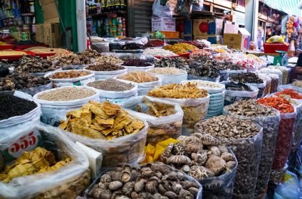 Binh Tay Market