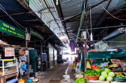 Cho Phung Khoang Night Market