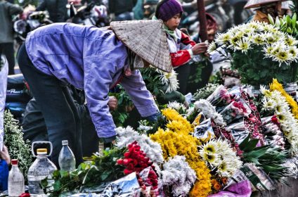 Quang Ba Flower Market