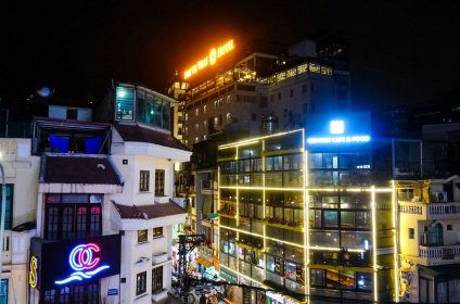 Dong Kinh Nghia Thuc Square