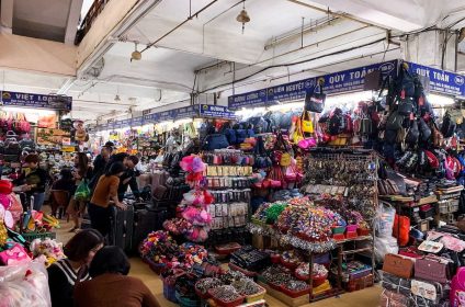 Dong Xuan Market