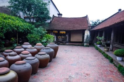 Duong Lam Ancient Village