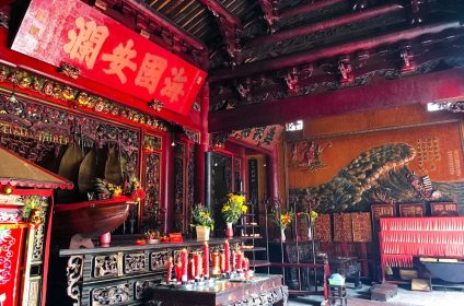 Ha Chuong Hoi Quan Pagoda
