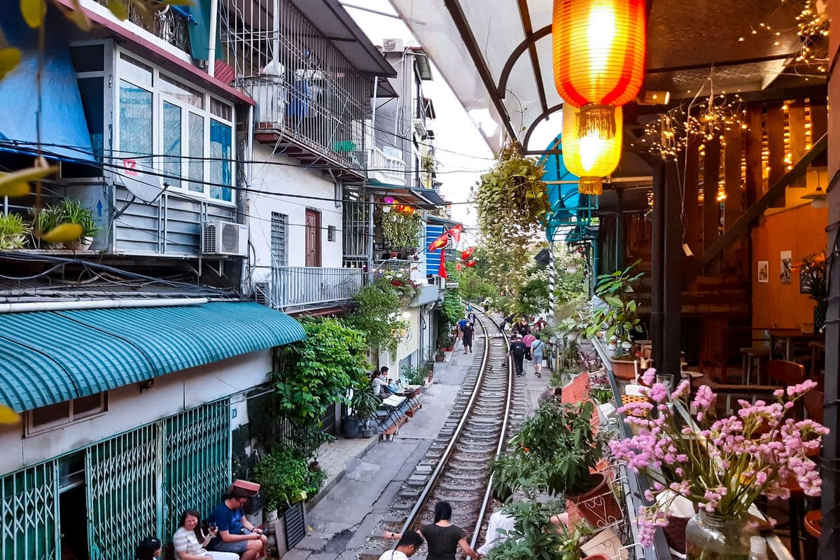 【携程攻略】河内三十六行街景点,沿着狭长的越南版图到了越共的首都，一座充满政治色彩的城市，感觉他…