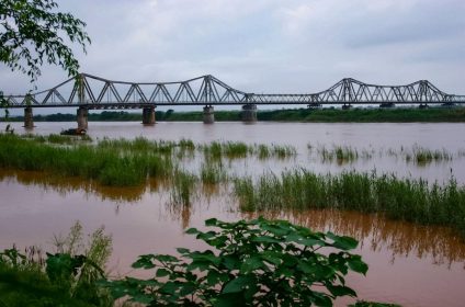 Long Bien Bridge