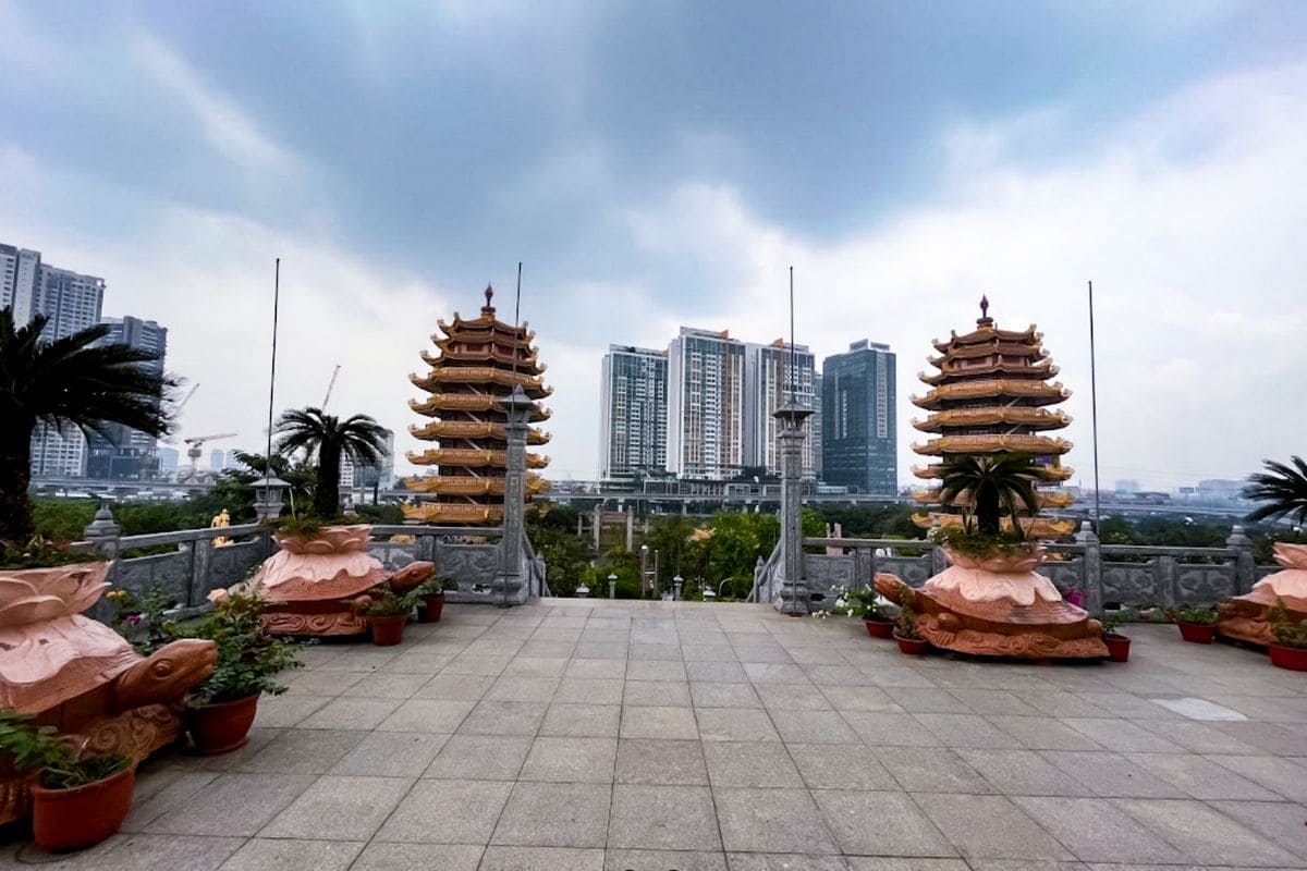 Minh Dang Quang Pagoda 4 