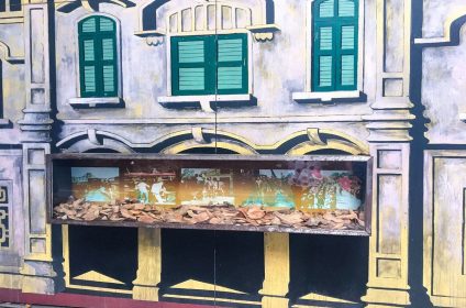 Phung Hung Mural Street