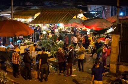 Quang Ba Flower Market