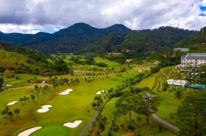 SAM Tuyen Lam-golfclub