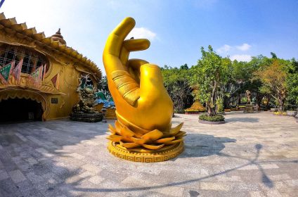 Suoi Tien Theme Park