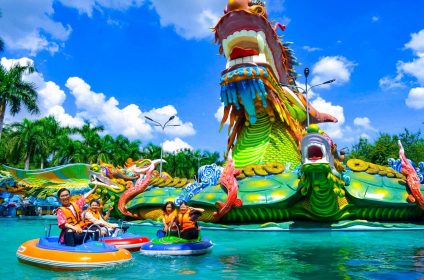 Suoi Tien Theme Park