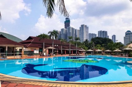 Van Thanh Swimming Pool