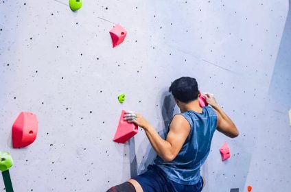 Vertical Academy - Climbing Gym