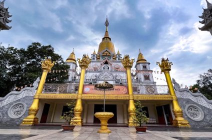 Buu Long Buddhist Temple