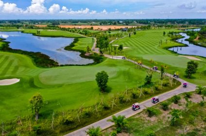 West Lakes Golf & Villas