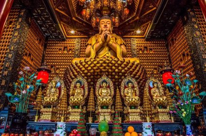 Chua Van Phat - Temple of Ten Thousand Buddhas