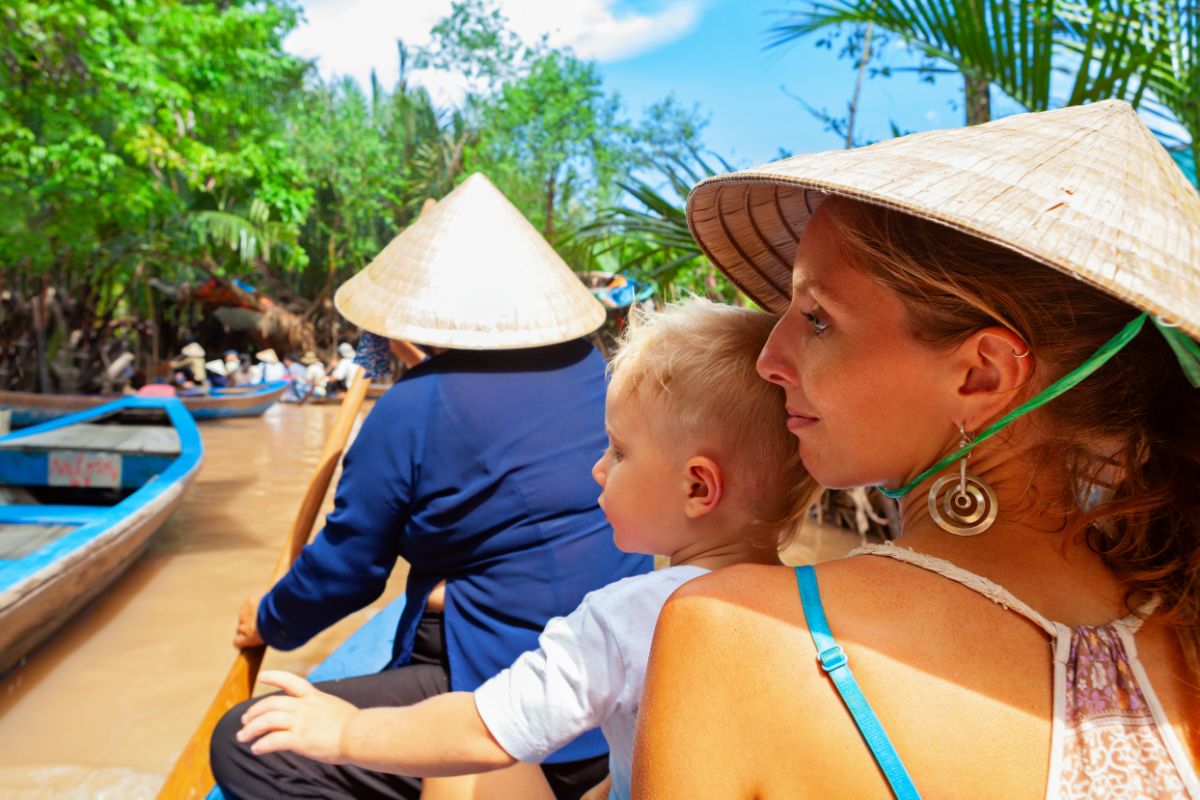 vietnam travel with toddler