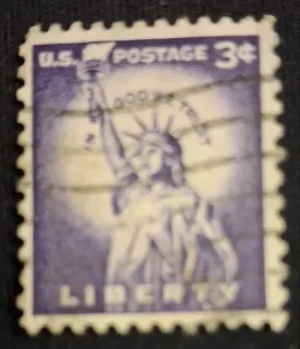 United States 1954 3 cents Statue of Liberty 3c stamp, photographed by a collector