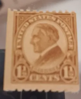 United States 1925 1 1/2 cents Harding 1.5c Brown stamp, photographed by a collector