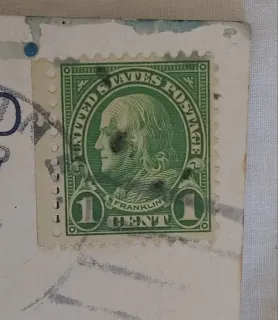 United States 1922 1c Franklin stamp, photographed by a collector