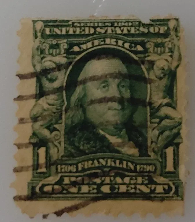 United States 1903 1c Franklin stamp, photographed by a collector
