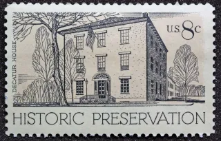 United States 1971 8c Decatur House stamp, photographed by a collector