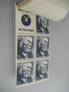Another photo of the United States 1966 2 cents Markenheft IMG stamp