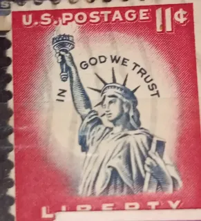 Another photo of the United States 1961 11c Statue of Liberty stamp