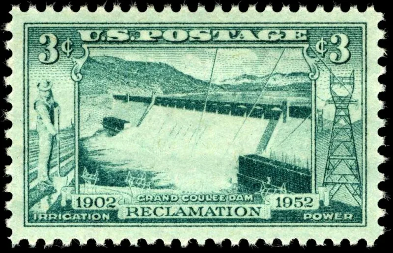 United States 1952 3c Grand Coulee Dam stamp, photographed by a collector