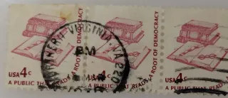 Another photo of the United States 1977 4c Americana stamp