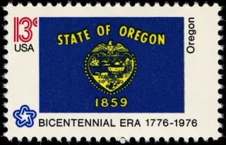 United States 1976 13c Oregon Bicentennial stamp, photographed by a collector