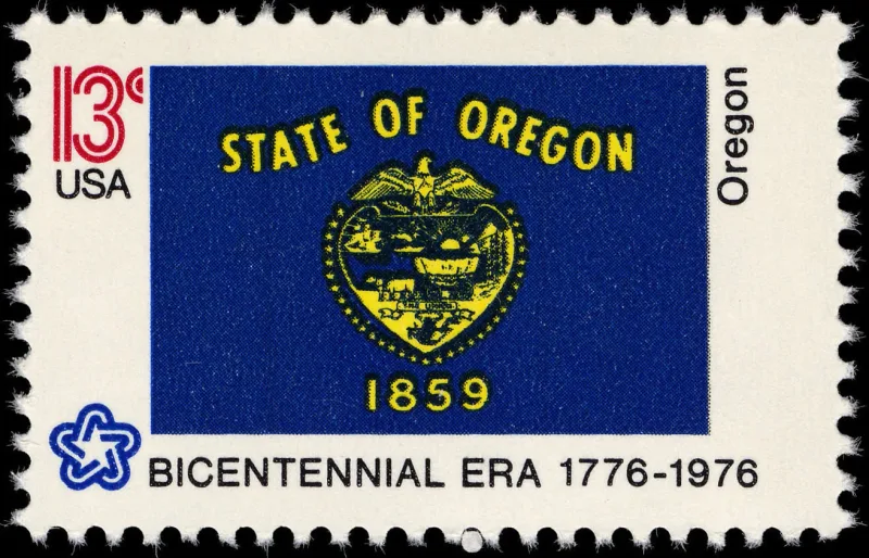 United States 1976 13c Oregon Bicentennial stamp, photographed by a collector