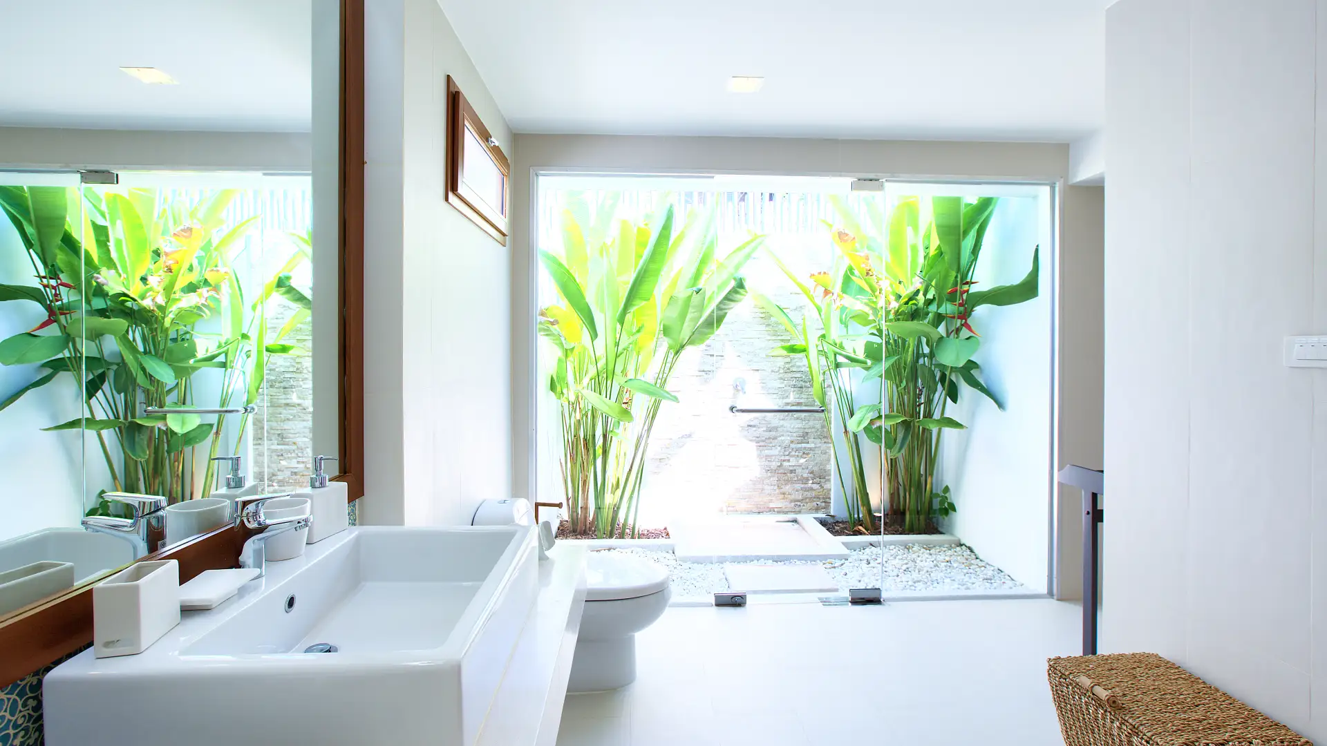 Beautiful 3 Bedroom Beachside Villa
