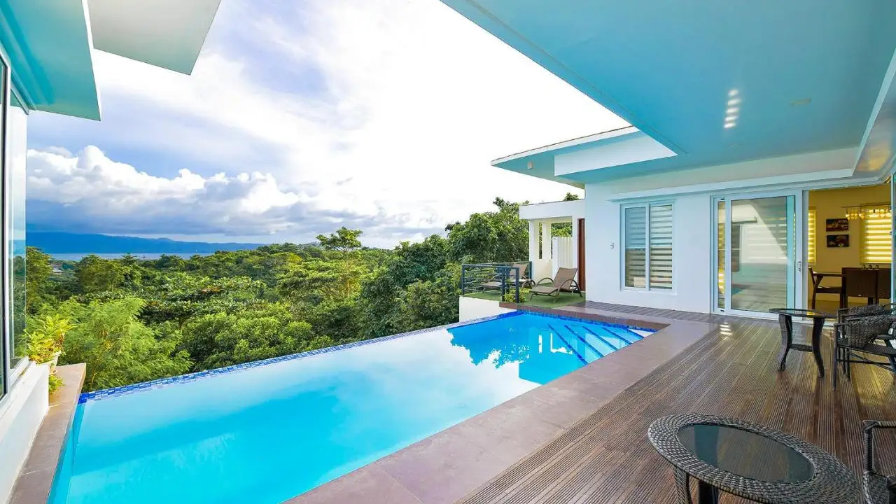 Luxurious 4 Bedroom Villa in Boracay