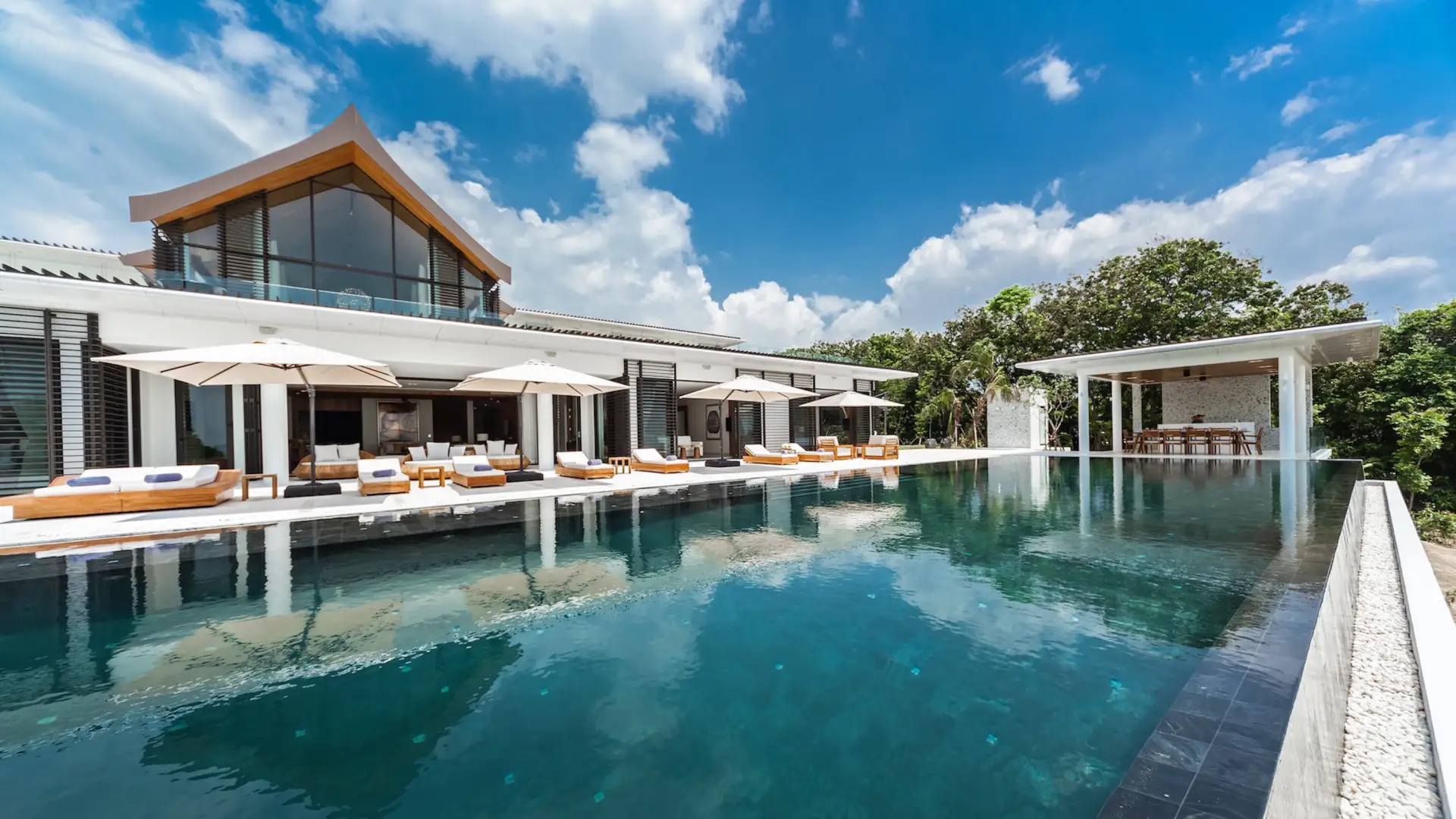 Private 7 BR Luxury Villa in Phuket