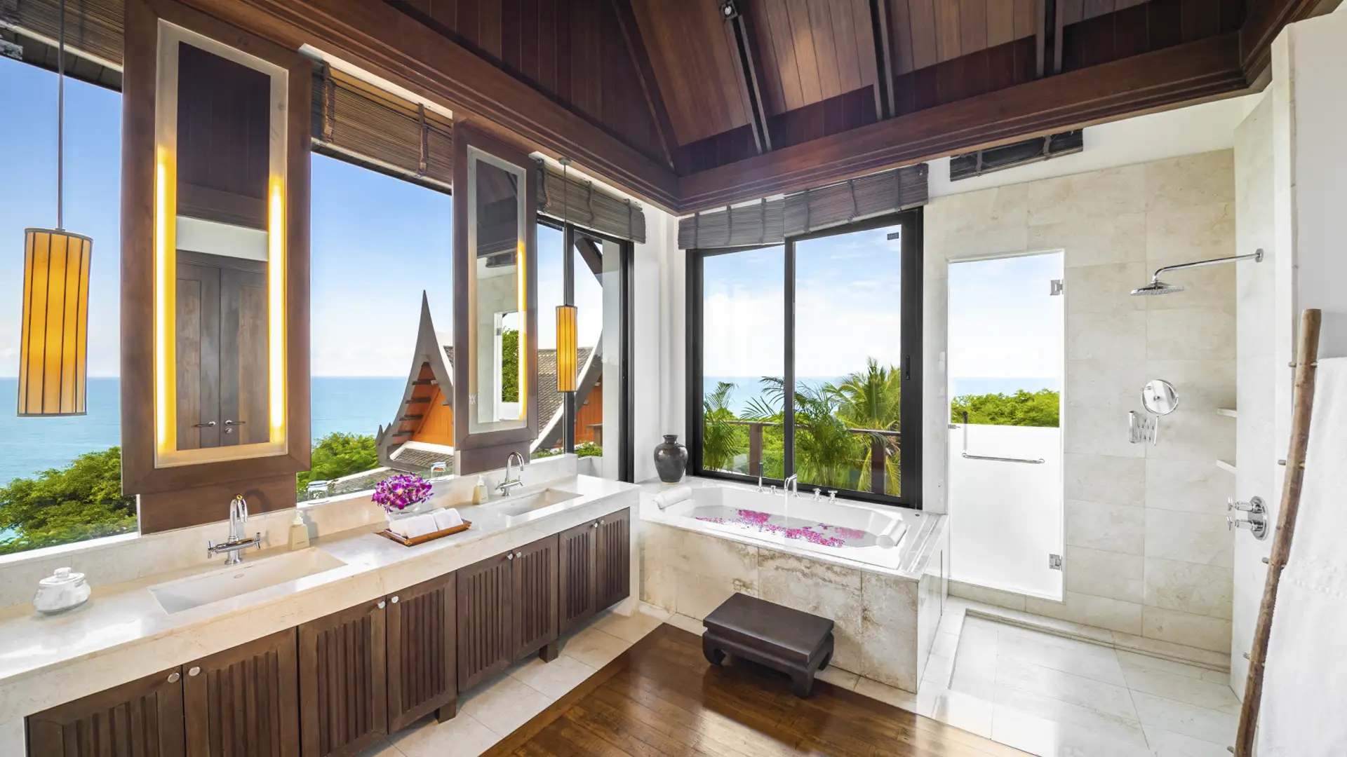 Beautiful 8 BR luxury Villa in Phuket