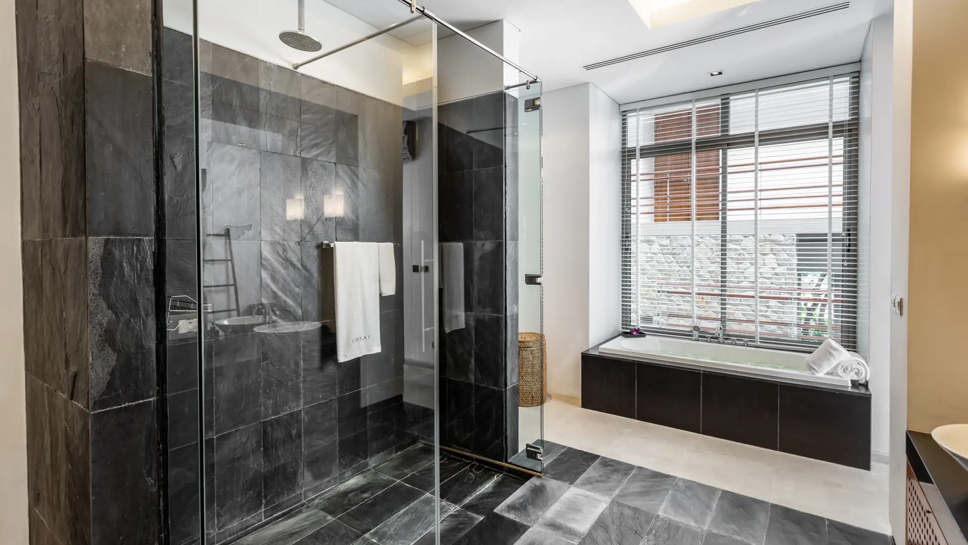 Shower Room - Villa Chelay