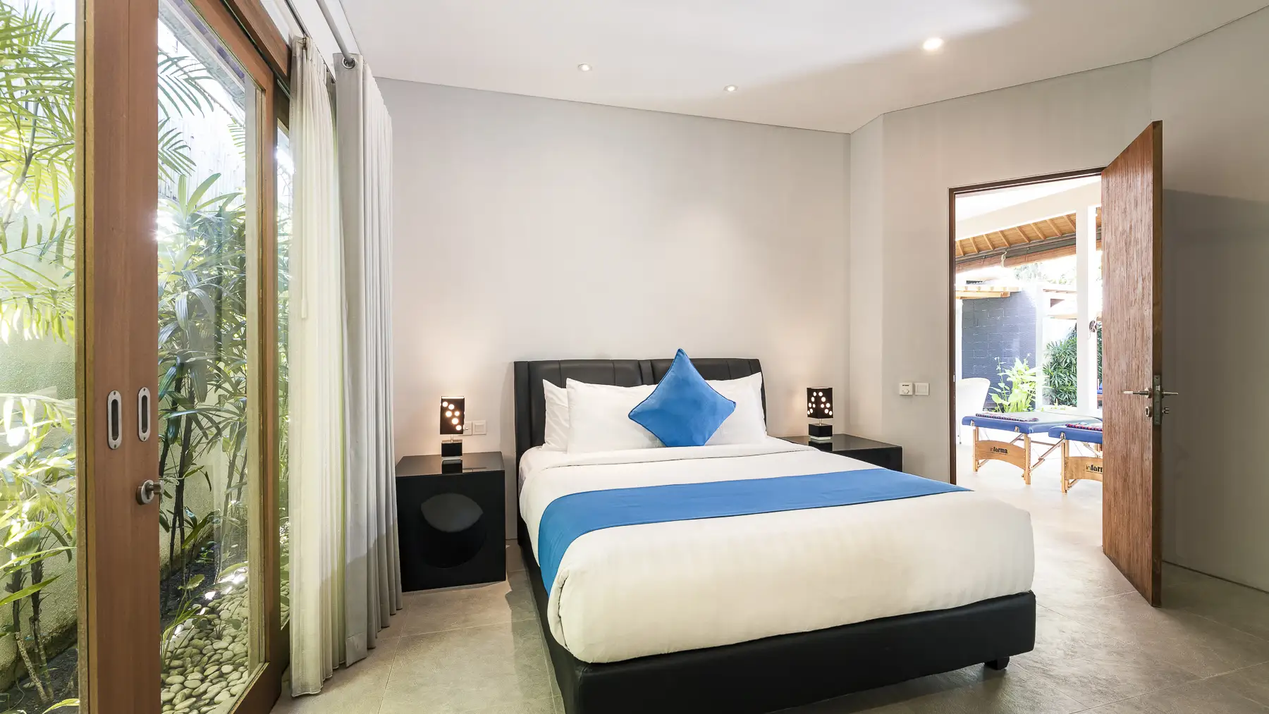 Private 4 BR Villa in Seminyak