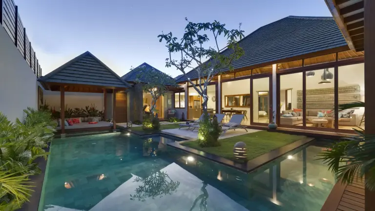 Contemporary 4BR Villa in Seminyak