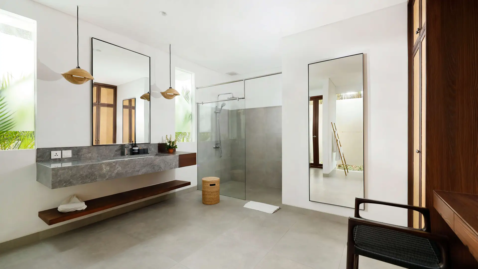 Modern 4BR Villa in Canggu